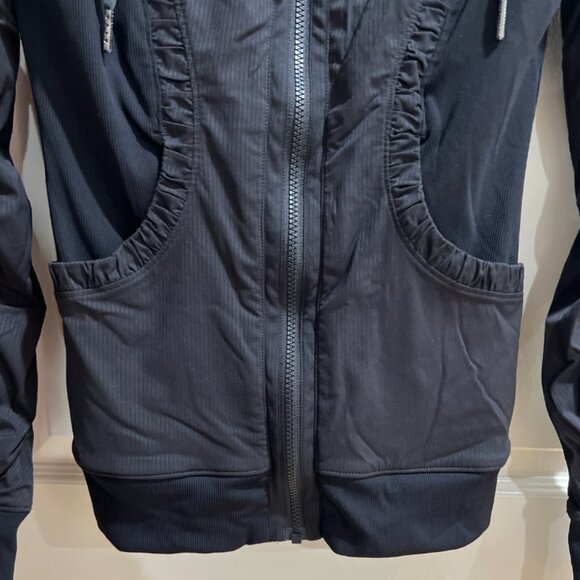 Lululemon women’s dance studio zip up athletic jacket - Picture 4 of 12